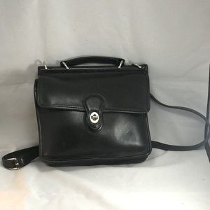 Coach Vintage Willis Black Leather Station…bag